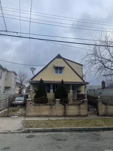 119-47 166th St, Jamaica, NY 11434