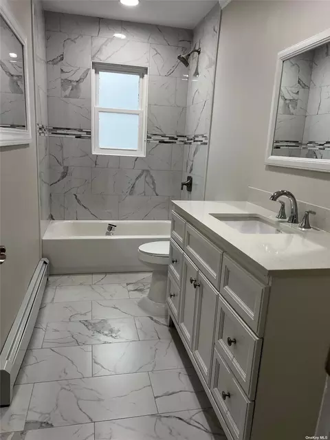 1364 5th Ave, Bay Shore, NY 11706
