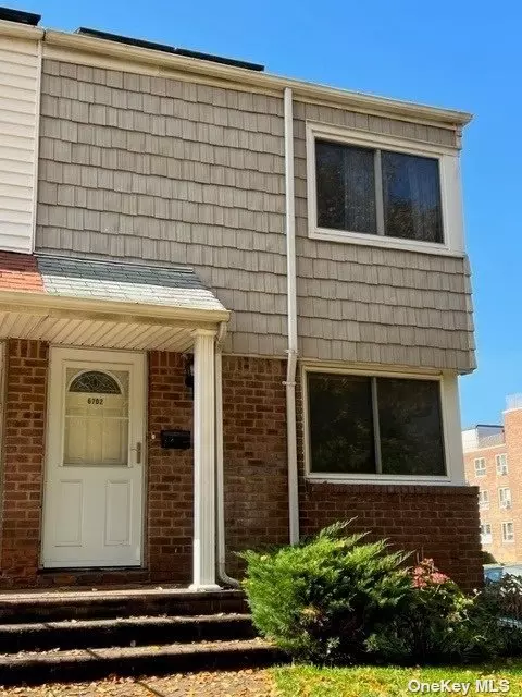 67-02 199th St, Flushing, NY 11365