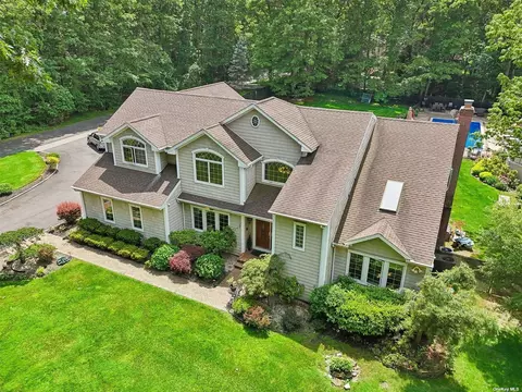 133 Deforest Rd, Dix Hills, NY 11746