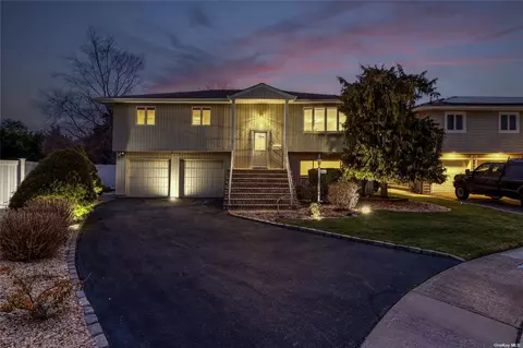816 Adams St, Baldwin, NY 11510