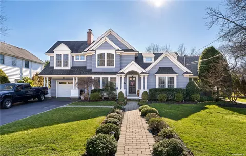 102 Shoreham Rd, Massapequa, NY 11758