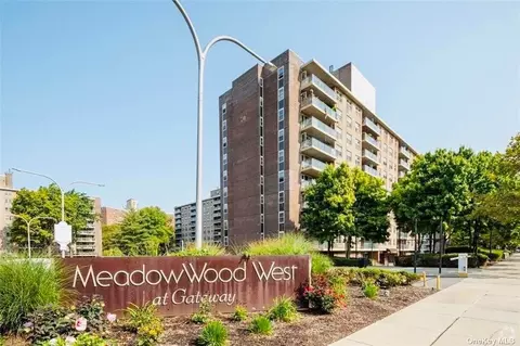 200 Cozine Ave #4C, Brooklyn, NY 11207