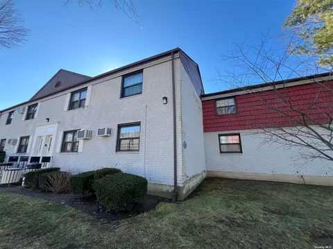 137-06 68th Dr #B, Flushing, NY 11367