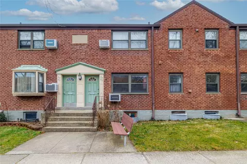 57-67 246 Cres #LOWER, Douglaston, NY 11362
