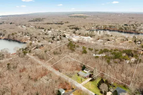 116 126 Cooper Ln, Southampton, NY 11968