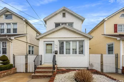 149-53 Raleigh St, Ozone Park, NY 11417