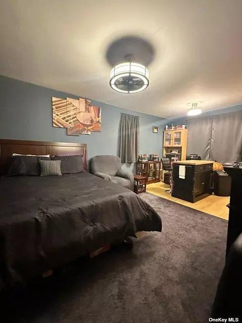 36 Cathedral Ave #3C, Hempstead, NY 11550