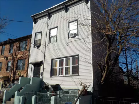 707 Glenmore Ave, Brooklyn, NY 11208