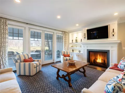 62 Country Club Dr, Port Washington, NY 11050