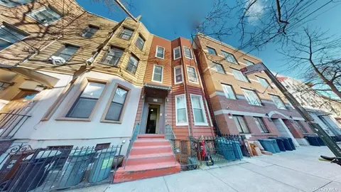 74 Sutton St, Brooklyn, NY 11222