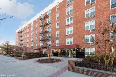 210-50 41st Ave #1B, Bayside, NY 11361
