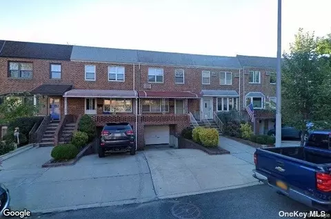 60-21 76th St, Flushing, NY 11379