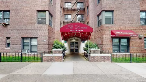 72-11 110th St #5B, Forest Hills, NY 11375