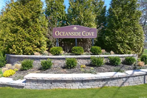100 Daly Blvd #1903, Oceanside, NY 11572