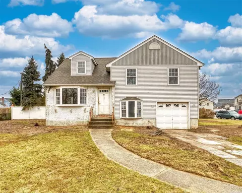3691 Sarah Dr, Wantagh, NY 11793