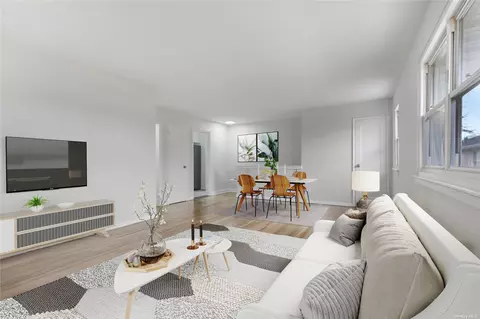 81-23 268 St #2ND, Floral Park, NY 11004