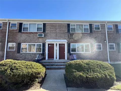 67-45 152nd St #199B, Flushing, NY 11367