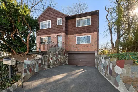 5 Club Way, Greenburgh, NY 10530