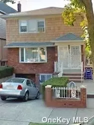 43-20 164th St, Flushing, NY 11358