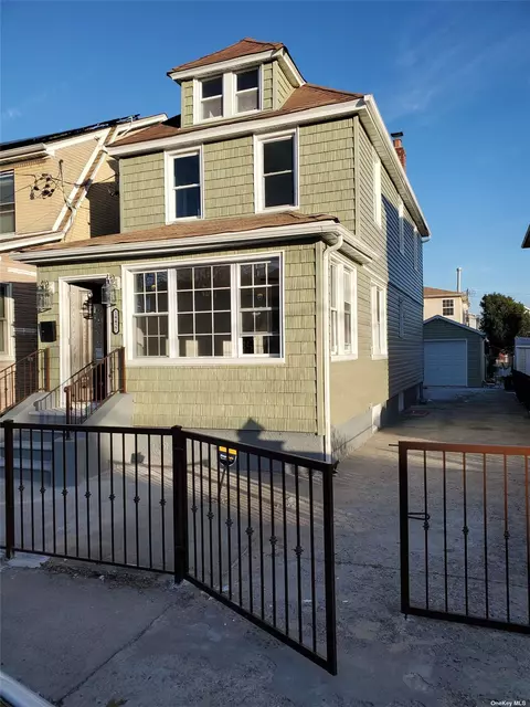 144-27 222nd St, Laurelton, NY 11413