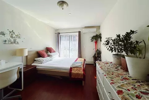132-36 Pople Ave #2H, Flushing, NY 11355