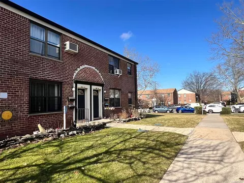 196-20 69th Ave #1ST, Fresh Meadows, NY 11365