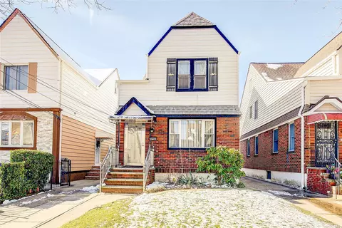 93-18 210th St, Queens Village, NY 11428