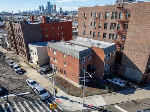 31-38 45th St, Astoria, NY 11103