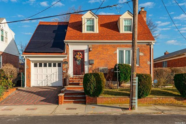 129-11 232nd St, Laurelton, NY 11413