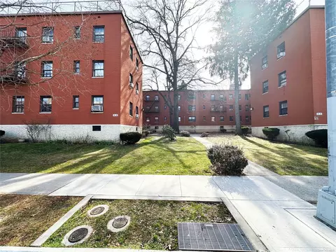 141-30 77th Rd #3A, Flushing, NY 11367