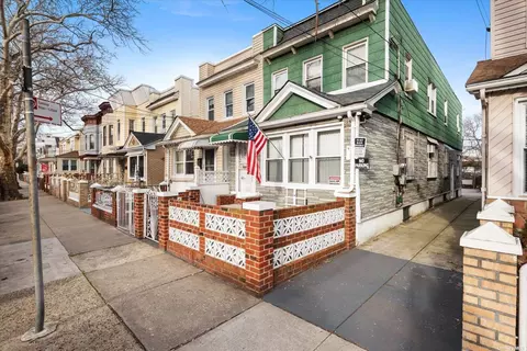 87-53 129th St, Jamaica, NY 11418