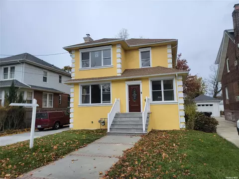 1278 Sturlane, Hewlett, NY 11557