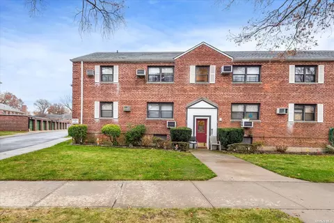 84-12 155th Ave #3, Howard Beach, NY 11414