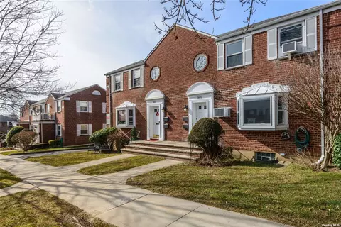 264-07 73rd Ave #07, Glen Oaks, NY 11004