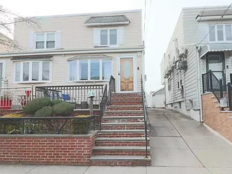 32-16 202nd St, Bayside, NY 11361