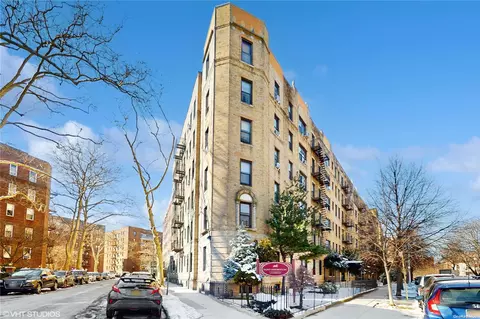 83-64 Talbot St #3C, Kew Gardens, NY 11415