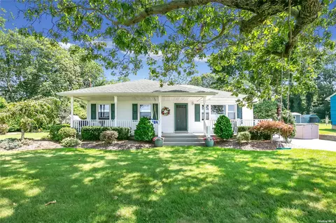 151 Ryerson Ave, Manorville, NY 11949