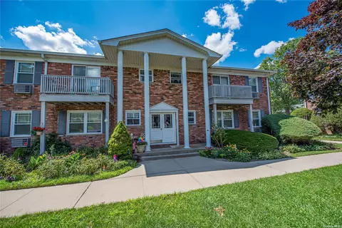 43 Fair Hbr #43, Patchogue, NY 11772