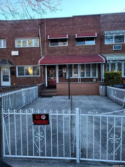 945 E 105, Brooklyn, NY 11236
