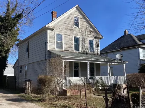 506 Madison Ave, Greenport, NY 11944