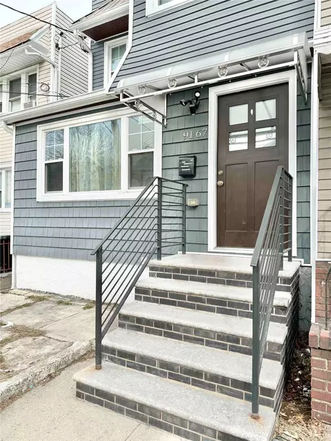 91-67 85th St, Woodhaven, NY 11421