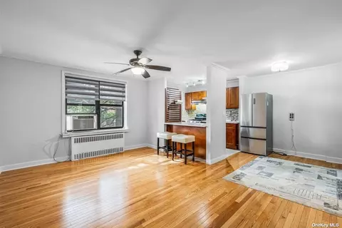 190-11 39 Ave #145, Flushing, NY 11358