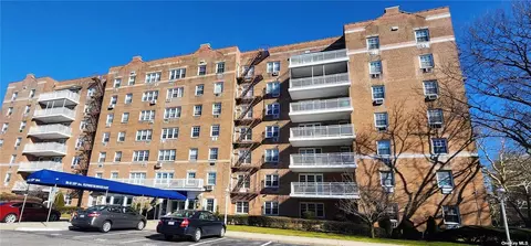 86-11 151st Ave #3F, Howard Beach, NY 11414