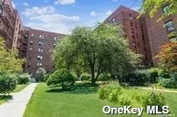 144-50 38 Ave #2E, Flushing, NY 11354