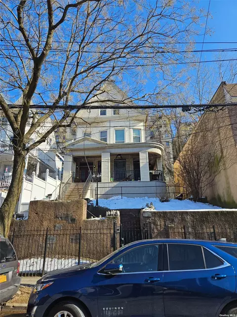 2736 Kingsbridge Ter, Bronx, NY 10463