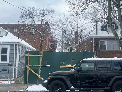 10021 Avenue N, Canarsie, NY 11236
