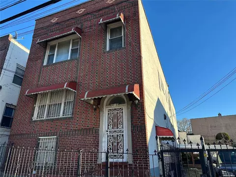 100-10 32nd Ave, East Elmhurst, NY 11369