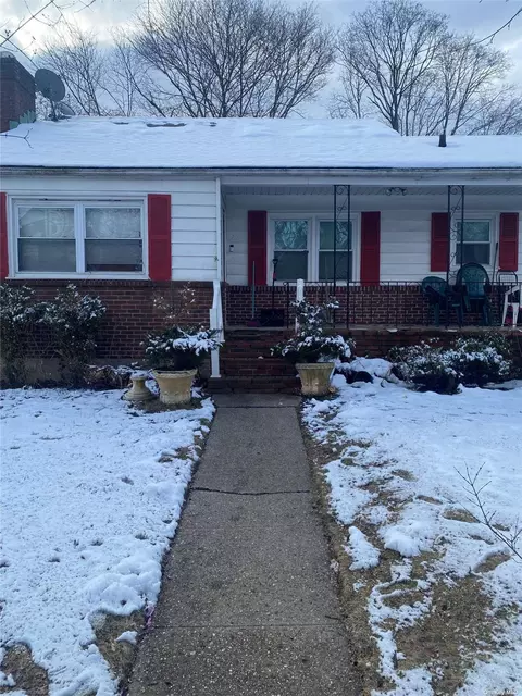 263 Covert St, Westbury, NY 11590