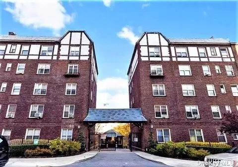 83-09 Talbot St #4J, Kew Gardens, NY 11415